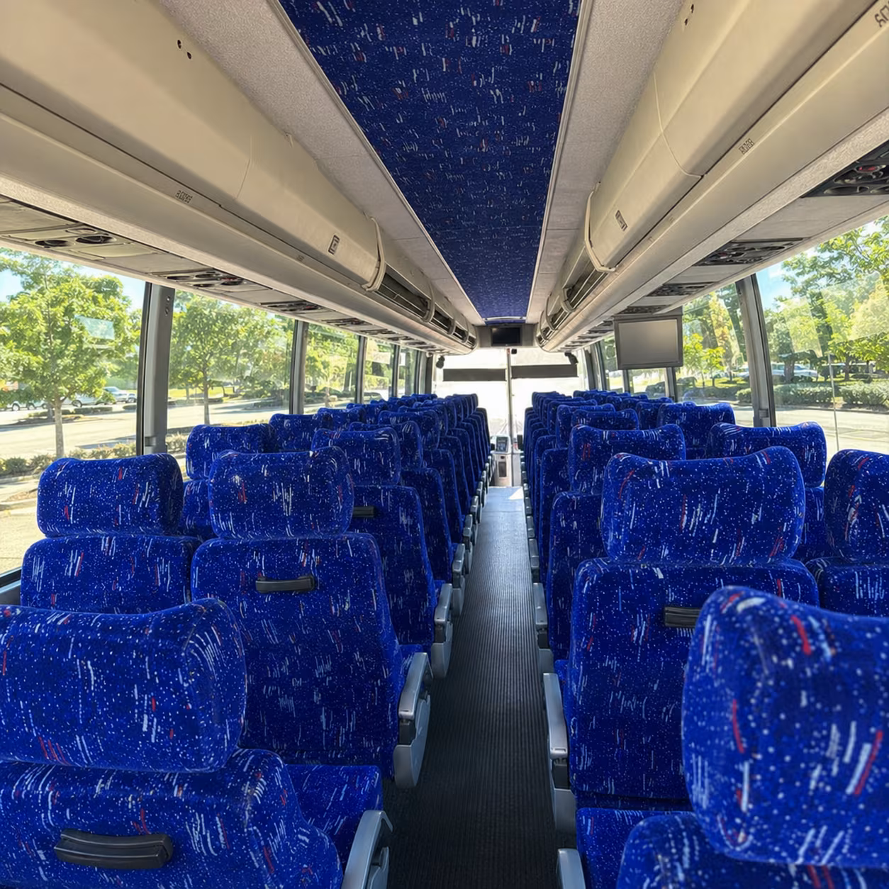 find the perfect transportation for your next airport transfer 4