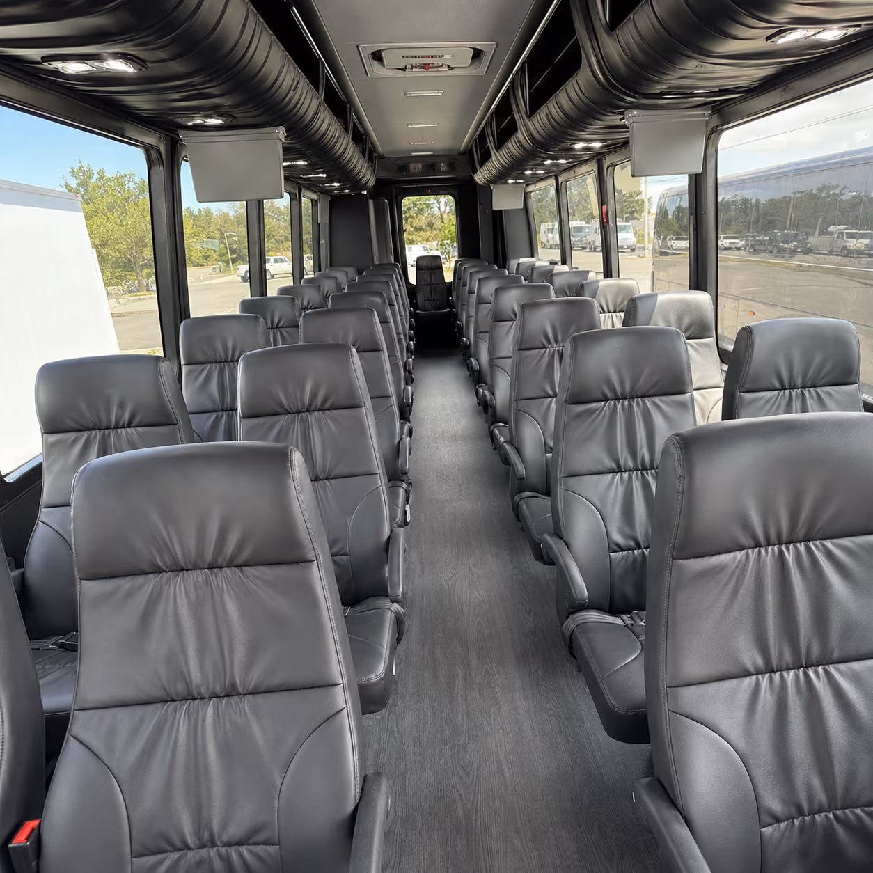 minibus rentals for pearland milestone birthday dinners and local celebrations