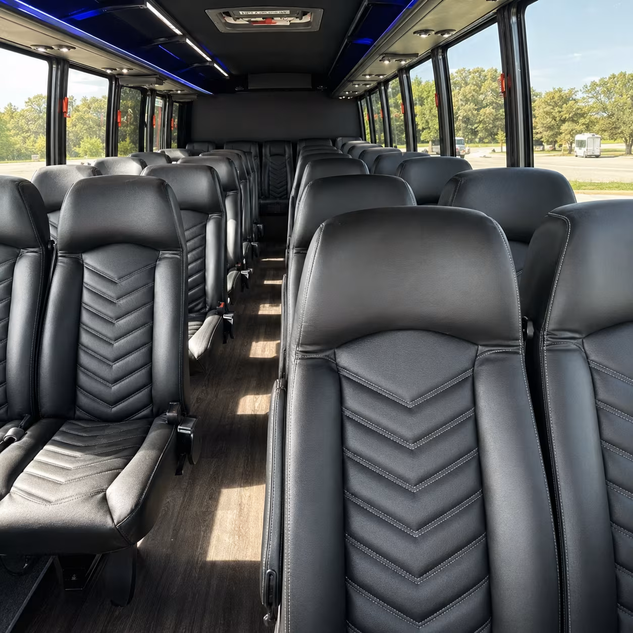 minibuses and charter buses to houston rockets games at toyota center