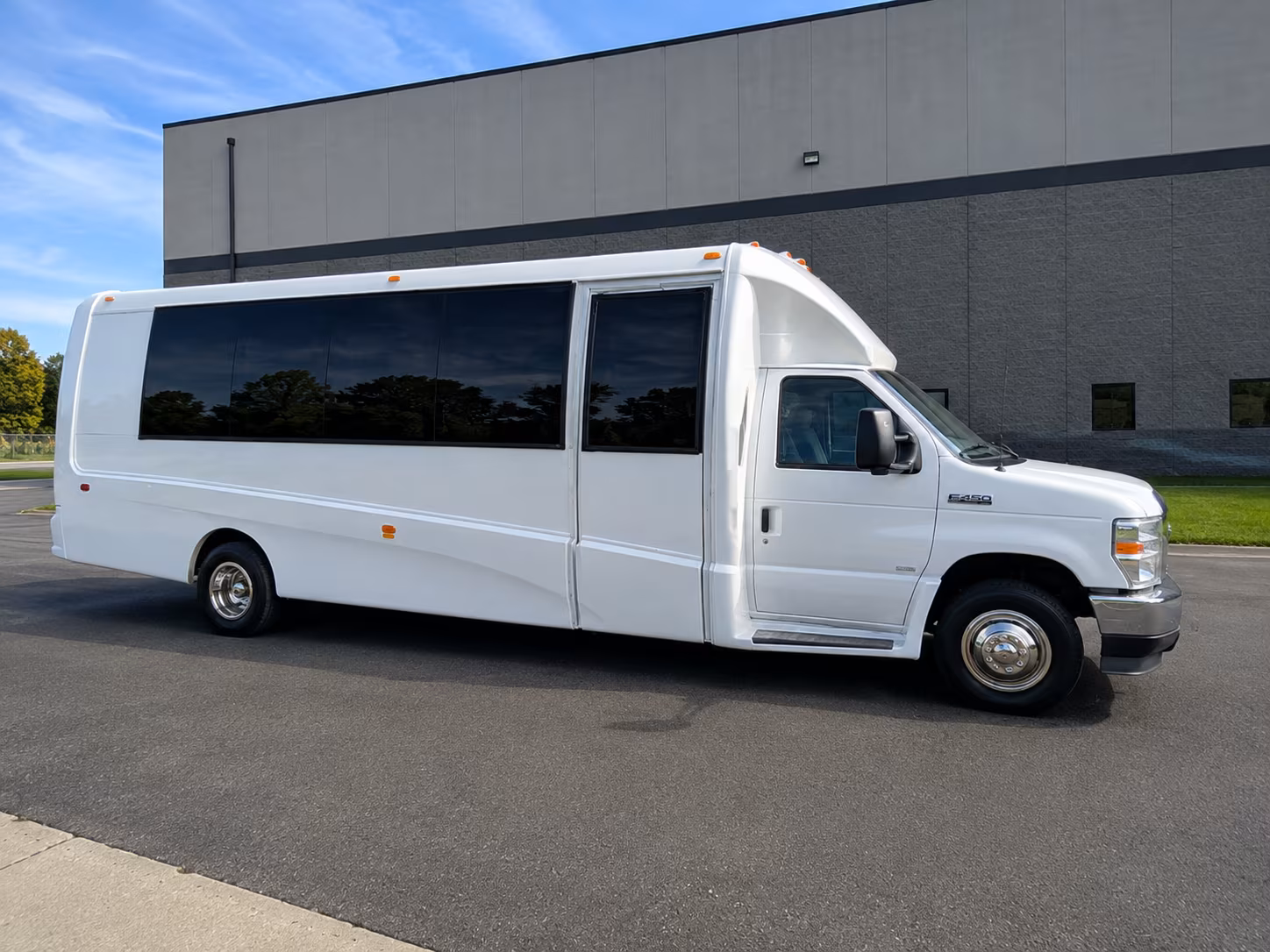 pearland sporting event transportation onboard seating