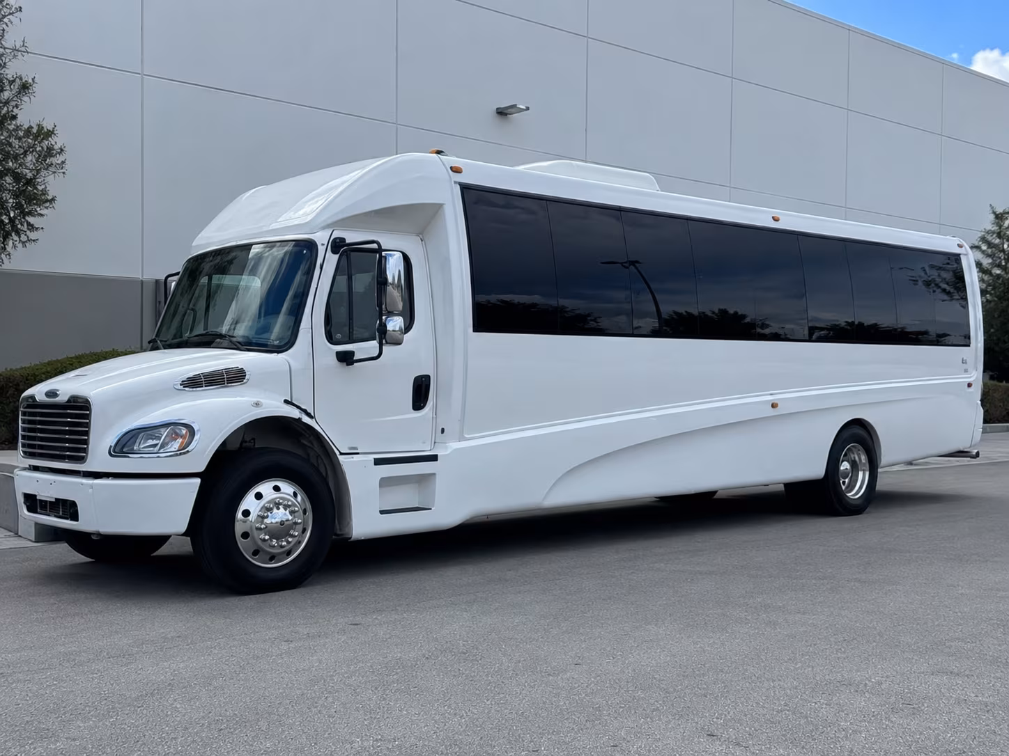 ride in style on a pearland birthday party bus to kemah boardwalk