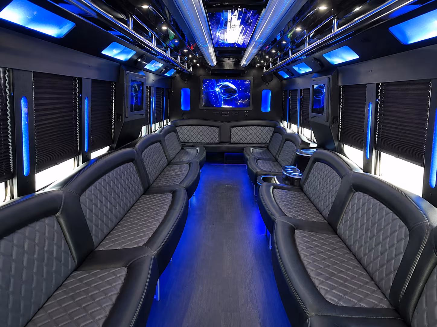 why rent using pearlandminibuscompany com